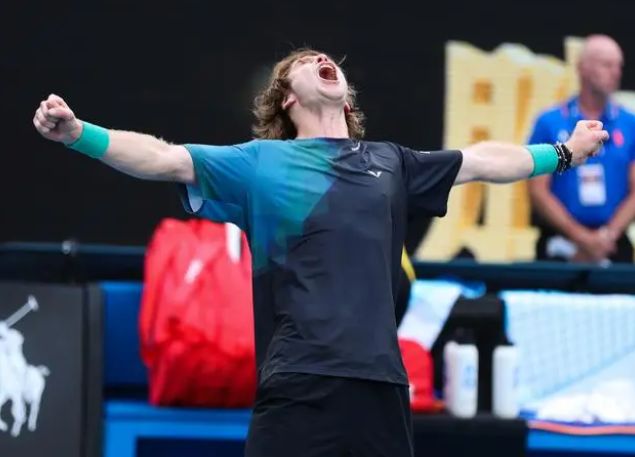 同时也面临 同时也面临